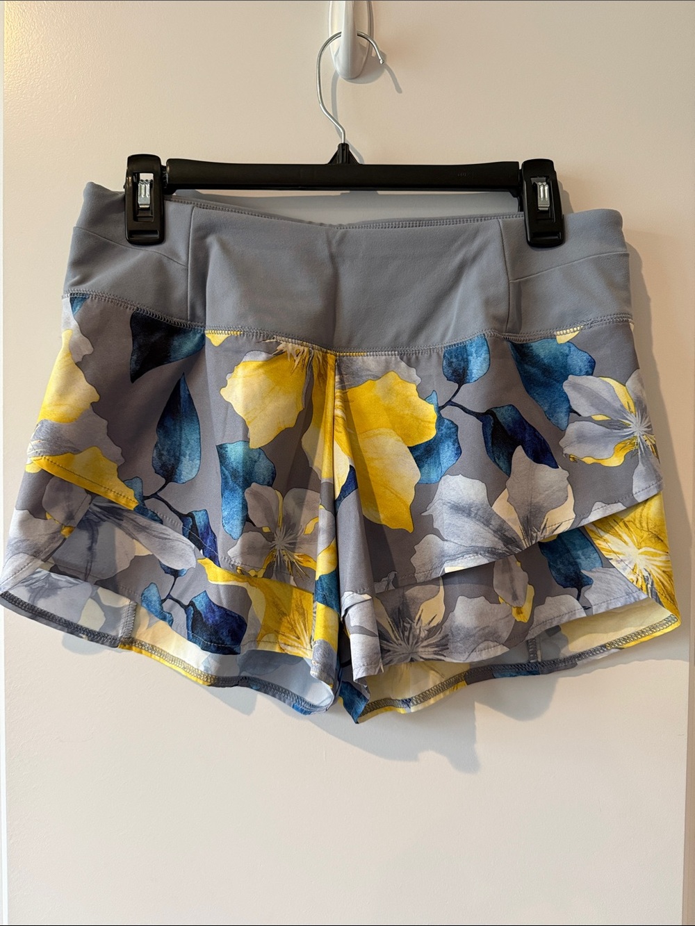Calia Layered Floral Stay The Path Shorts